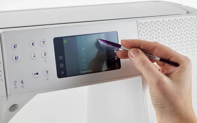 Pfaff Expression 710 (nieuw in doos)